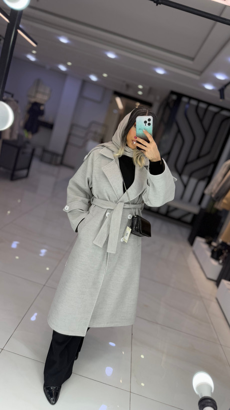 پالتو leona