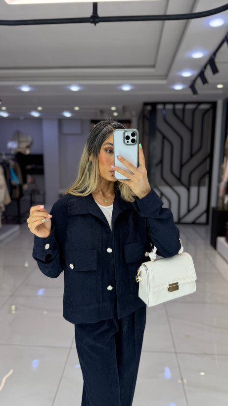 کراپ کت کژوال