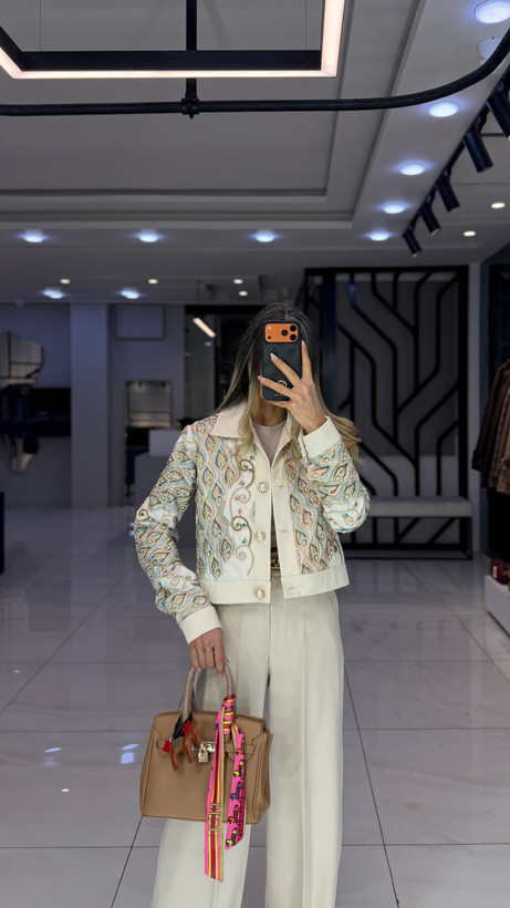 کراپ کت پارلا