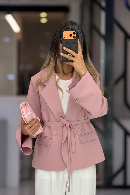 کت مانلی فوری