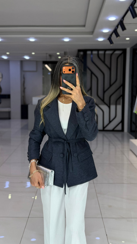 کت هالیا فوری
