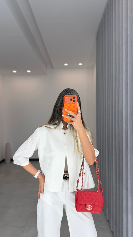کراپ کت نیلی
